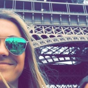 Meet your Posher, Alyssa